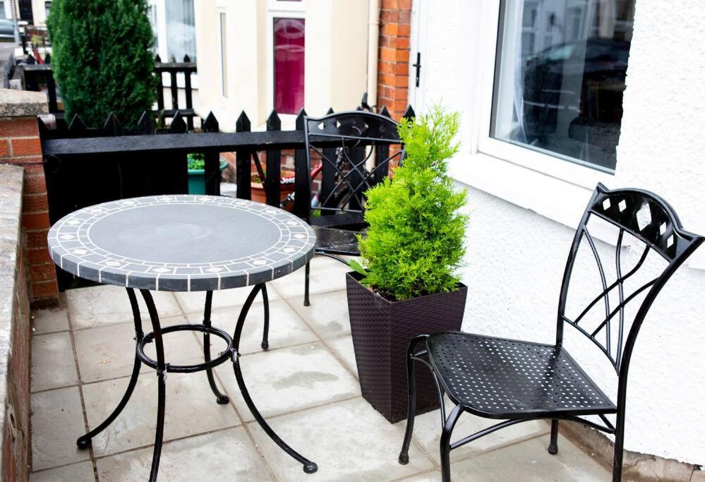 Cheerful 2 Bedroom House In The Heart Of Belfast Dış mekan fotoğraf