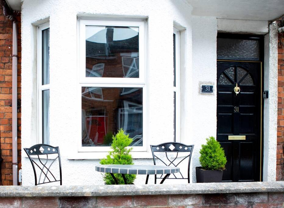 Cheerful 2 Bedroom House In The Heart Of Belfast Dış mekan fotoğraf